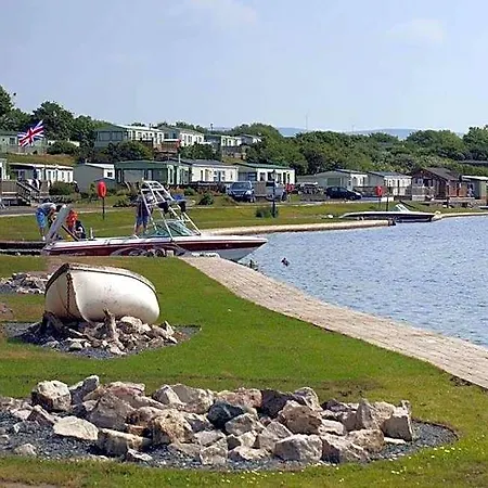 Plot 8 Lakeside Cabin, Wyldecrest,