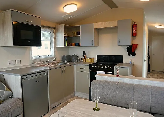 Prázdninový areál Plot 8 Lakeside Cabin, Wyldecrest,