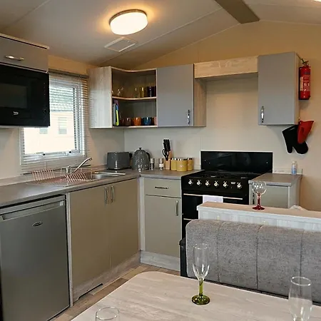 Tatil parkı Plot 8 Lakeside Cabin, Wyldecrest,